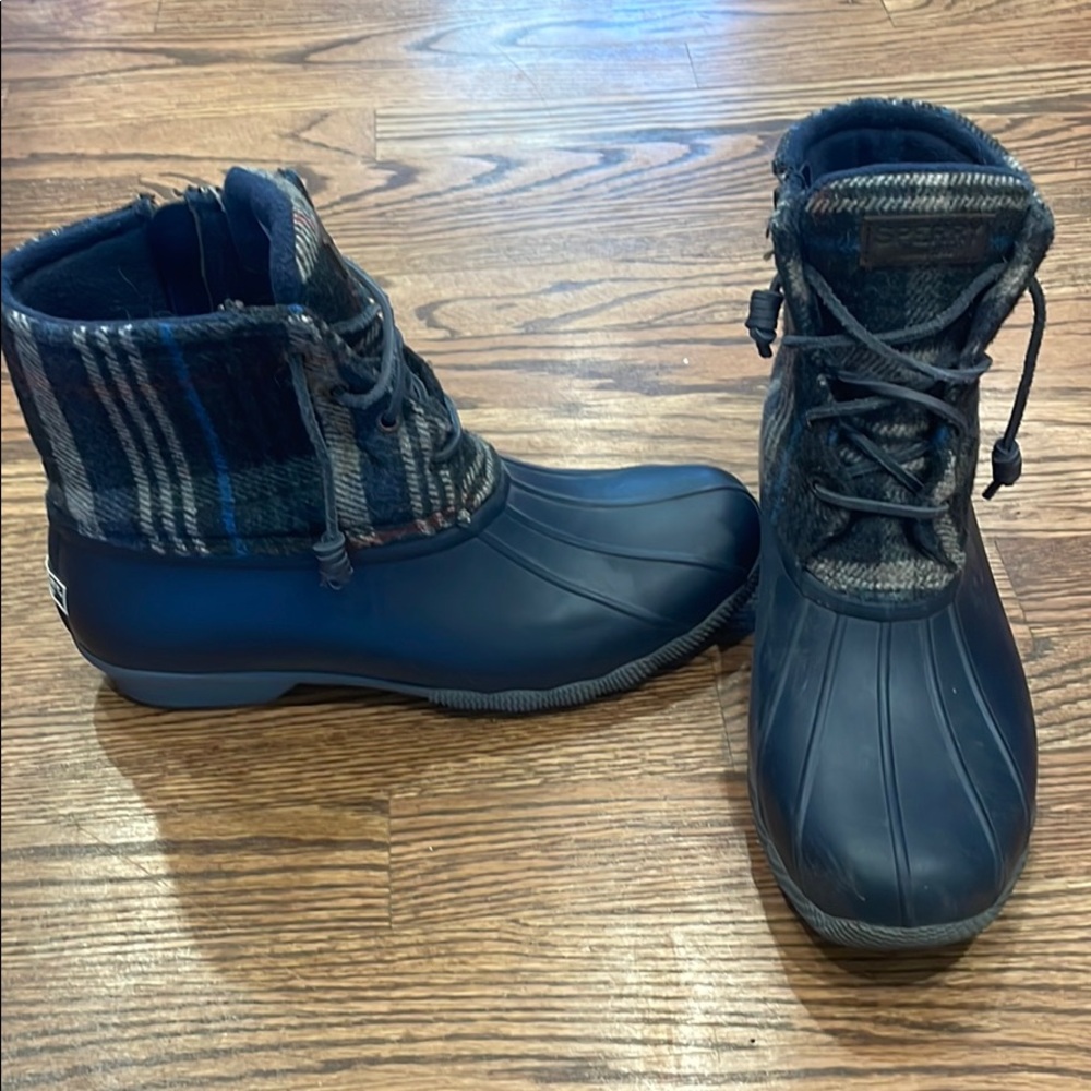 Sperry Waterpoof Boots